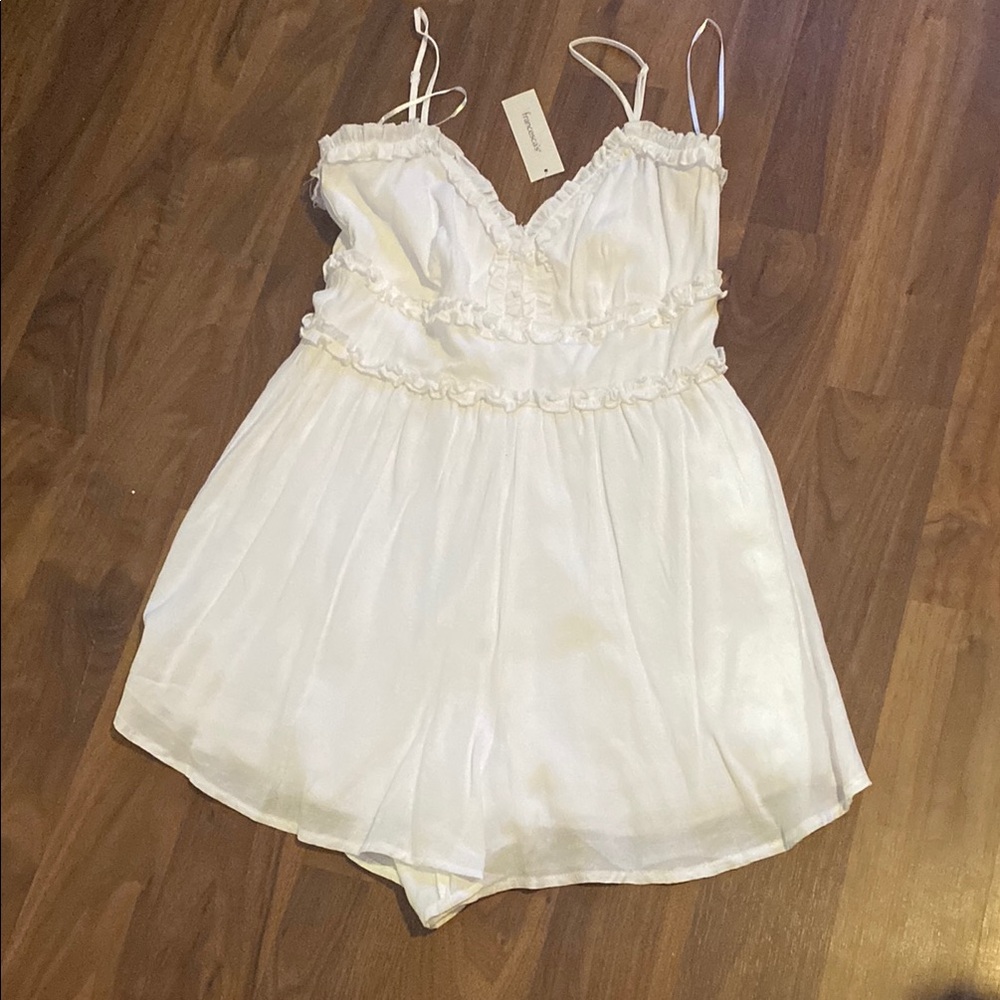 Francescas White Ruffled Spaghetti Strap Romper